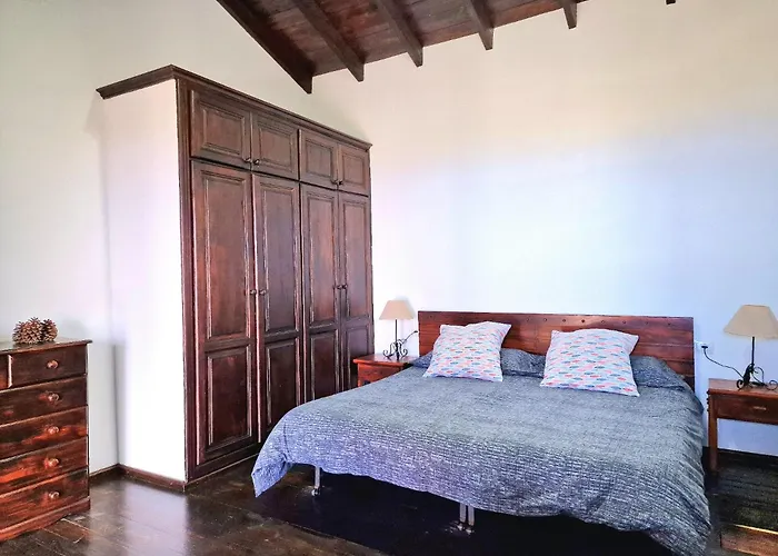 Casa Canaria Drago In Icod De Vinos * Icod De Los Vinos