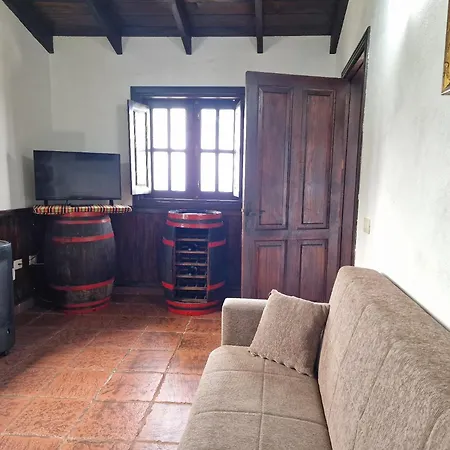 Casa Canaria Drago In Icod De Vinos * Icod De Los Vinos